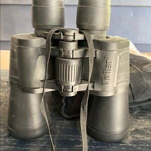 Vivitar Black Binoculars